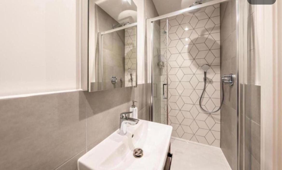 London Heathrow Airport Apartment Voyager House Terminal 12345 - Ev Electric And Parking Available Хитроу Номер фото